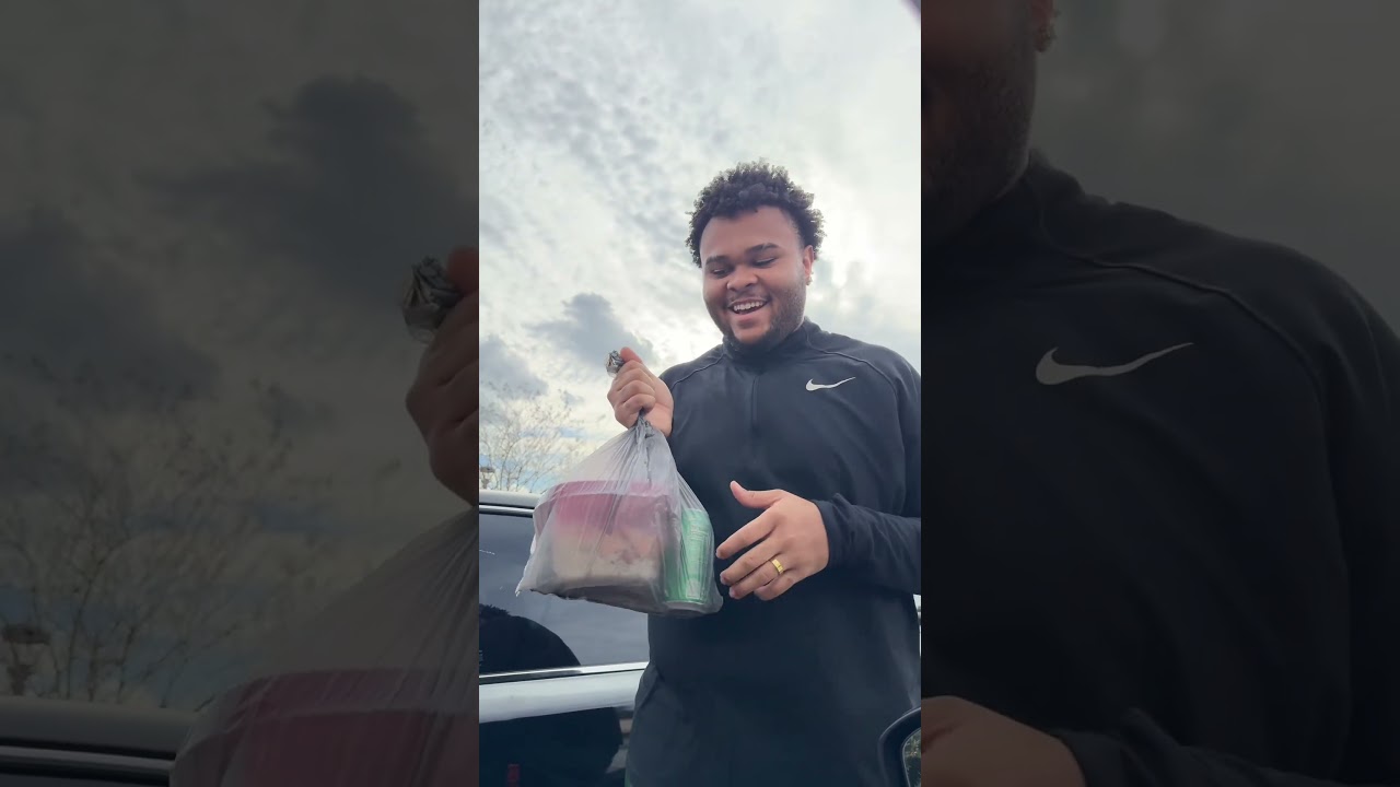 Отвезла Ледариусу обед! 