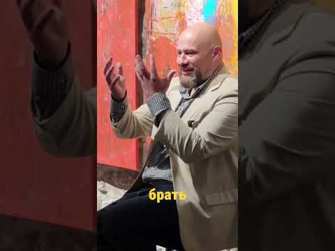 Дарили глупые подарки своим женщинам? #мужчина #женщина #подарок #парфюм