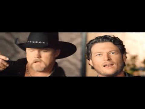 Â© 2009 WMG Hillbilly Bone [feat. Trace Adkins] (Video)