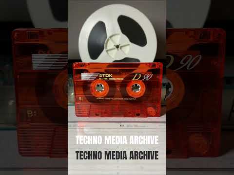 Compact Cassette / Audio Cassette - TDK D 90 (orange) #Shorts
