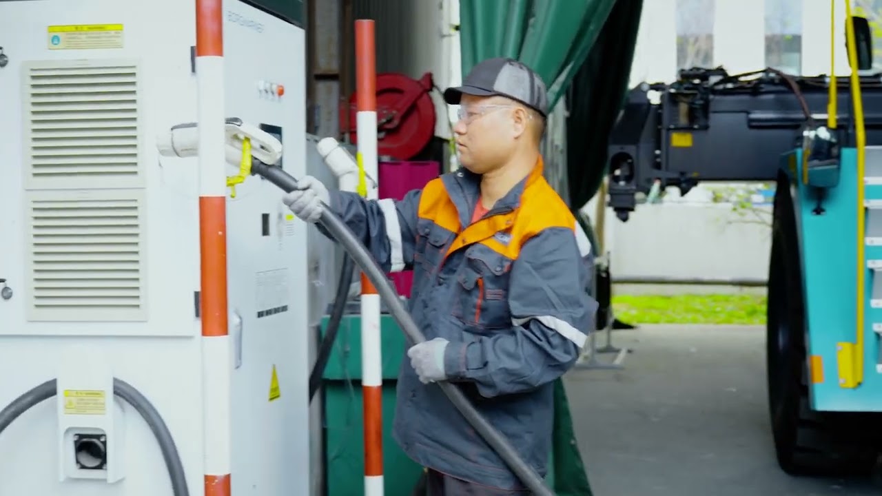 Konecranes launches electric reach stacker