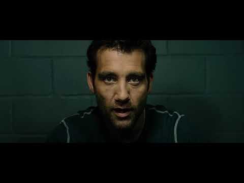 A subtle vertigo (double dolly) shot foreshadows the bank robber's trick in Spike Lee's INSIDE MAN