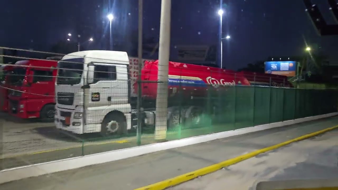 Passeio de Resende até Itatiaia, clareando o dia em 4 k. 