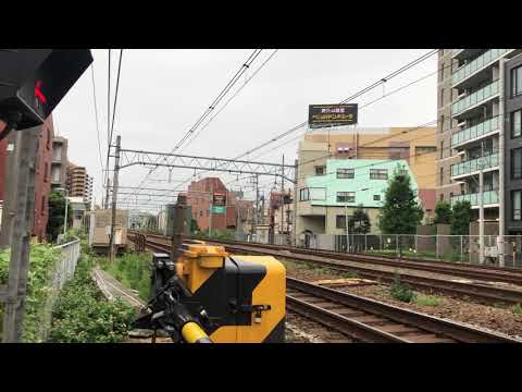 大森〜蒲田間を走行するJR東海道本線(2)