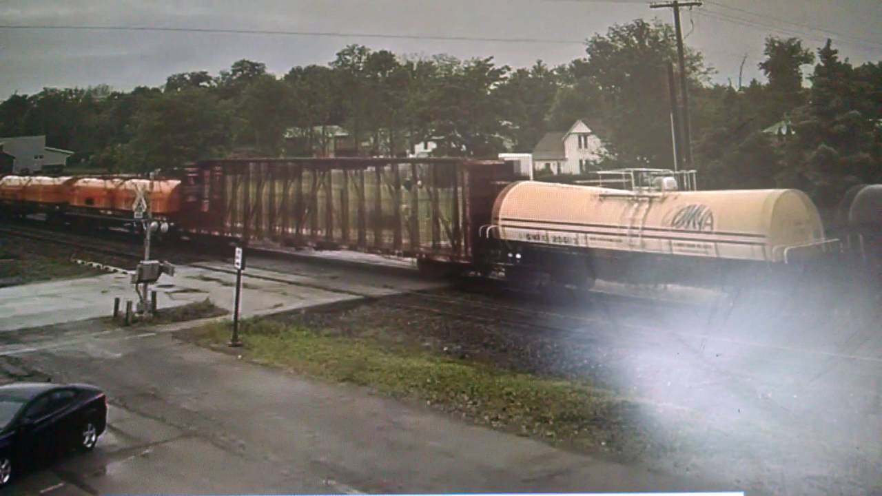 Ns freight train in Chesterton Indiana on the live train cam YouTube