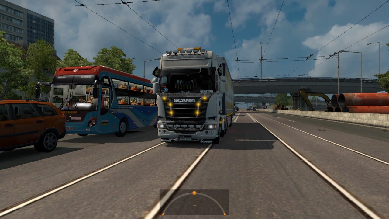 Xe conterner về Hà Nội - YouTube