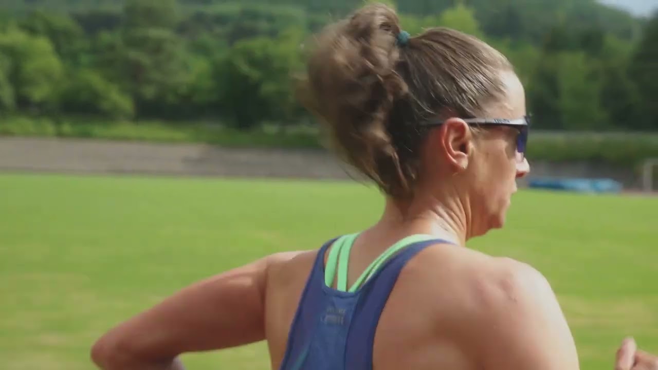 Triathlon-Actionclip für Sportlernahrungs-Hersteller