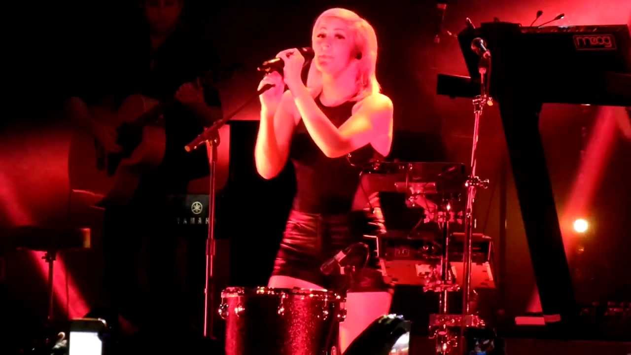 Ellie Goulding "Lights" Live in NYC, 1/21/2013, Terminal 5 YouTube