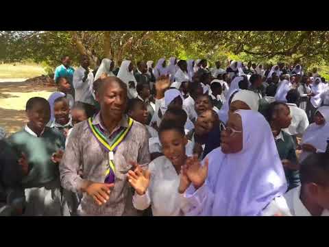 WANAFUNZI WA SEKONDARI YA WASICHANA MASONYA TUNDURU MKOANI RUVUMA 