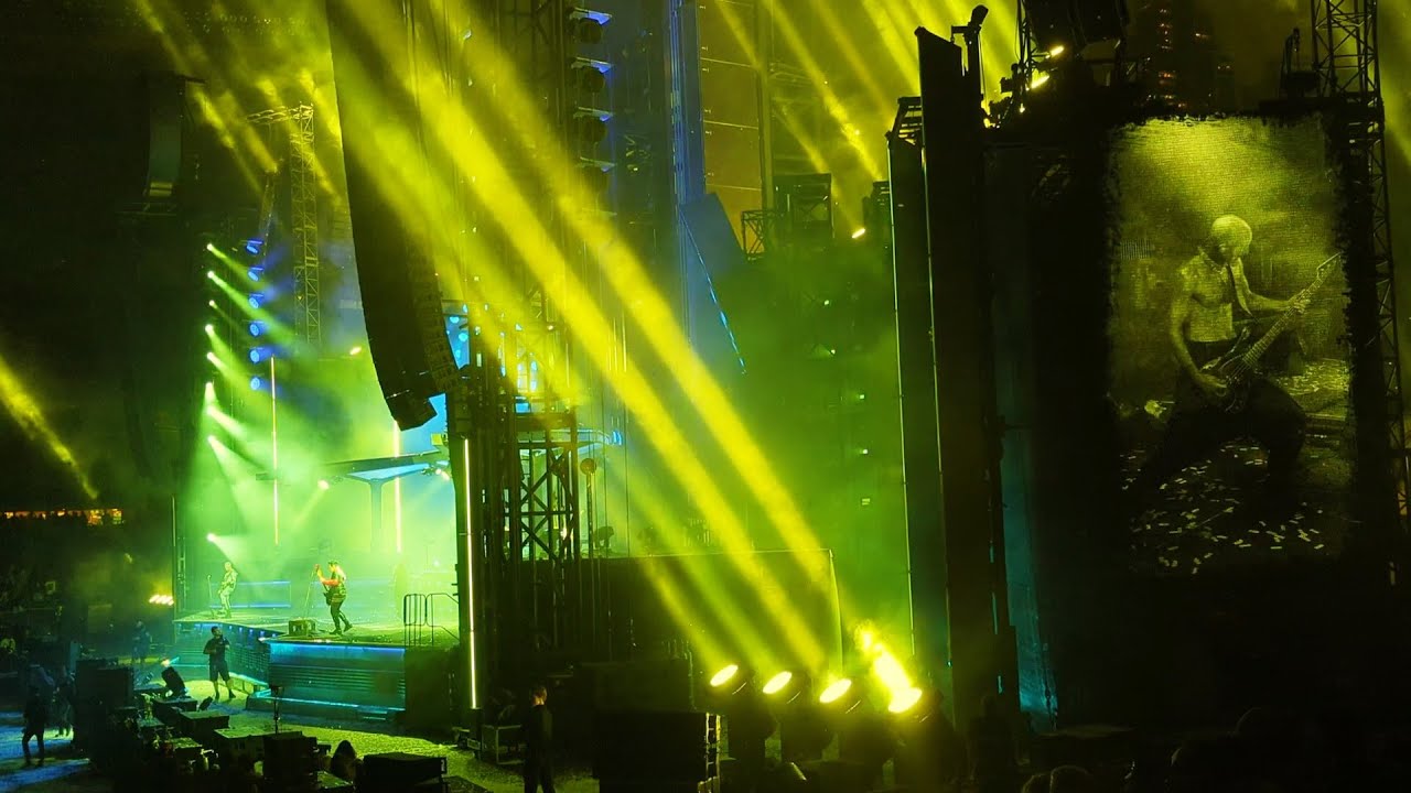 Rammstein · Ich Will (Live) Chicago 2022 - YouTube