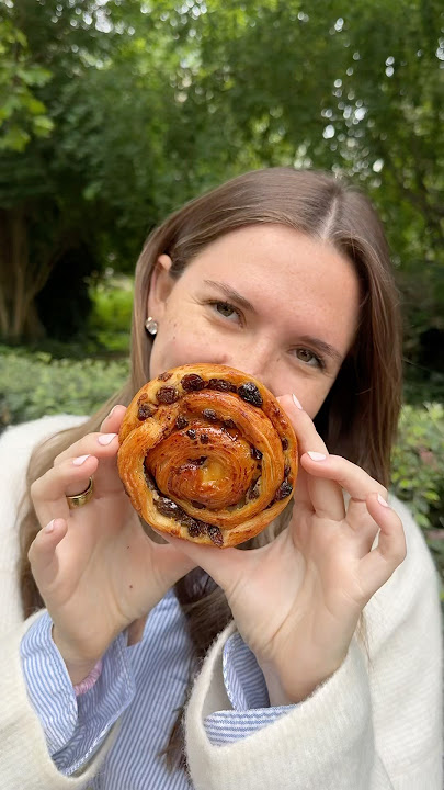 The Bakery With The Best Croissant I Had In Paris #foodie #mukbang #foodblogger #paris