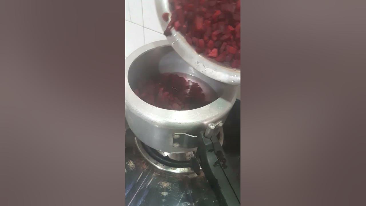 boiling-beetroot-in-water-does-not-waste-nutrients