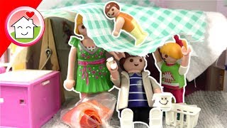 Playmobil Film deutsch - Familie Hauser entrümpelt das Wohnhaus - Spielzeug Kinderfilm