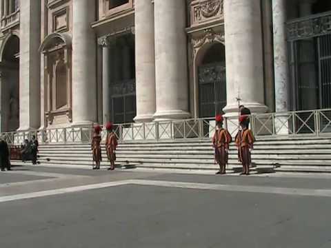 EP. #69 Angels & Demons Tour: St Peter's Basilica/...