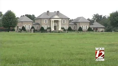Junior Johnson estate sells at Yadkin Co. auction