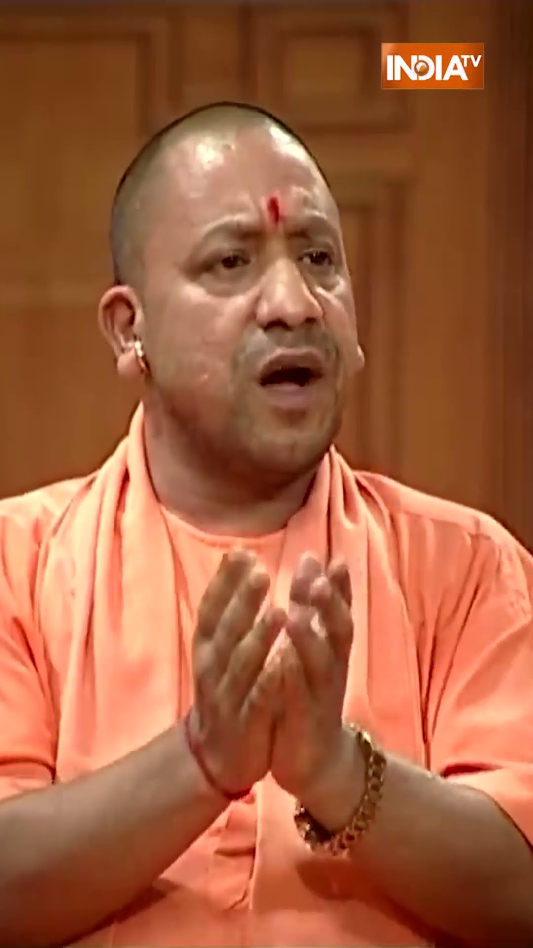 #cmyogi ने क्यों कटवा दी थी बिजली? #aapkiadalat #rajatsharma #cmyogiinaapkiadalat #indiatv