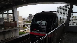 ゆいレール那覇空港行きおもろまち駅出発  Okinawa Urban Monorail Train for Naha Airport departing Omoromachi Station
