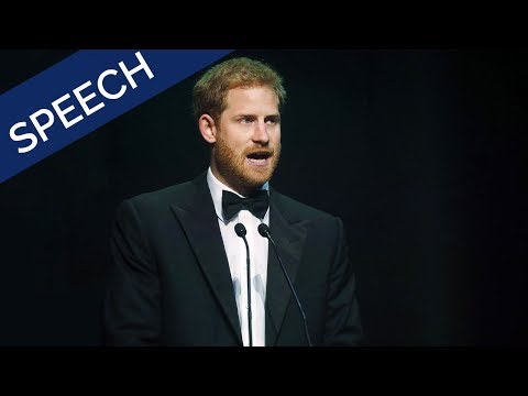 Video: Foto-foto Pangeran Harry yang paling emosional