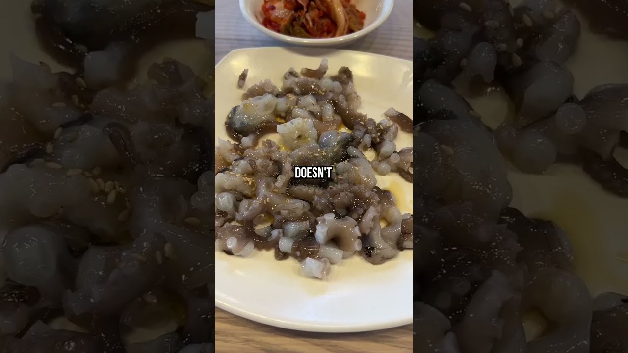 Eating A LIVE Octopus In South Korea 