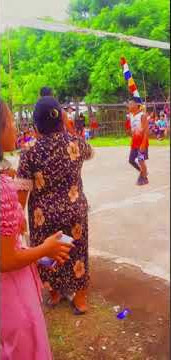 Ibu-ibu Viral joget santuy