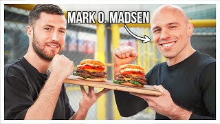 SMASH BURGERS MED MARK O. MADSEN | JACOB & CO.