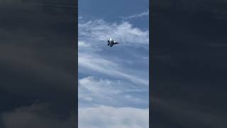 F-35B HIGH SPEED PASS! + VAPE! #jonesbeach #airshow #f35lightning #highspeed #shorts #subscribe