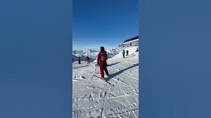 Skiing at Les Deux Alpes - Beautiful Inversion