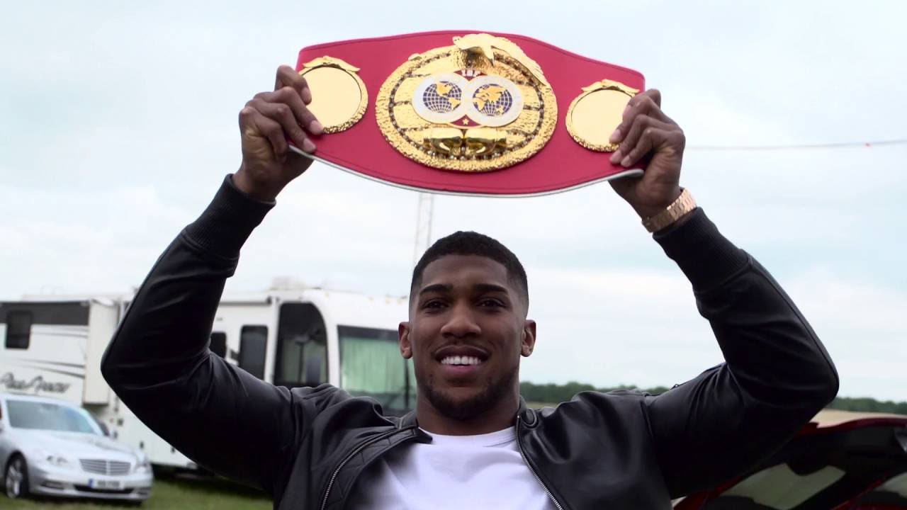 The Rock and Kevin Hart give Anthony Joshua sparring tips