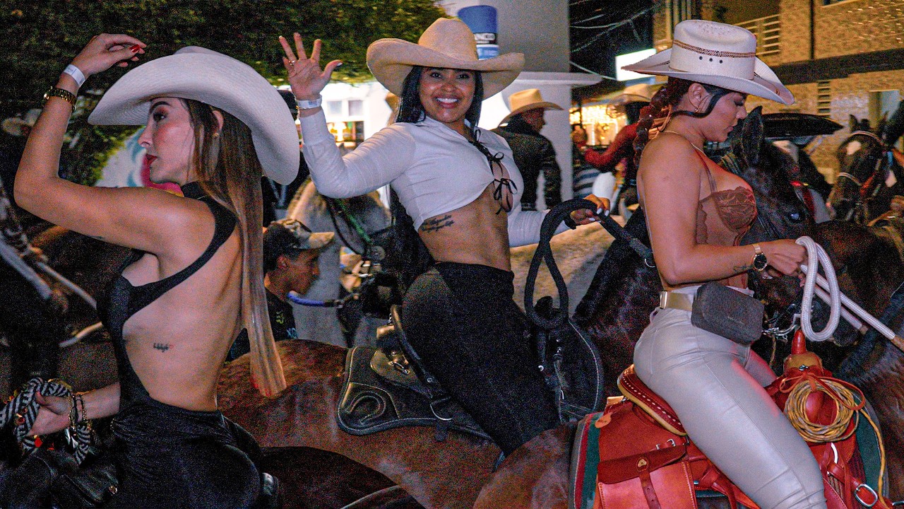 Hermosas Amazonas en la CABALGATA de la VALLECAUCANIDAD 😍 COLOMBIA 2025 🔥 Parte 2