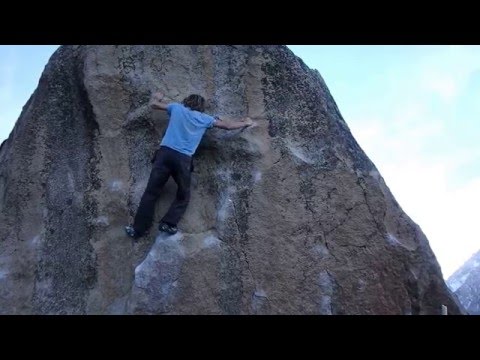 Beta Video for climb Twin Cracks v9, Bishop