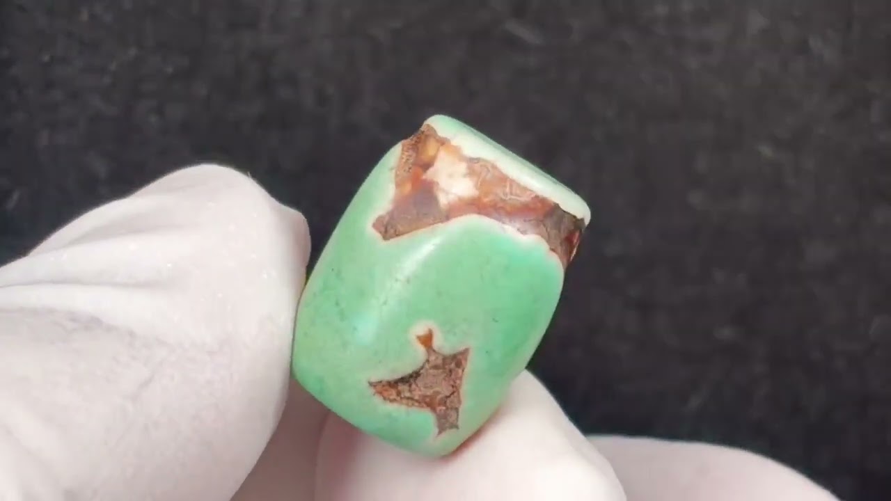 中国美術 天珠石 西蔵 チベット 長5.3cm 旧家蔵 KN61 ヴィンテージ：「雪域天珠：老緑色虎牙」西蔵（チベット）天珠 直径約