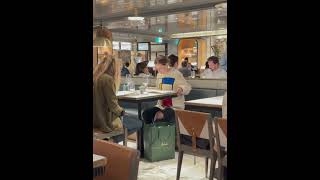 New ภาพลาสดของ ท Harrods Shopping Mall ในกรงลอนดอน 15.09.23 这里是好莱坞