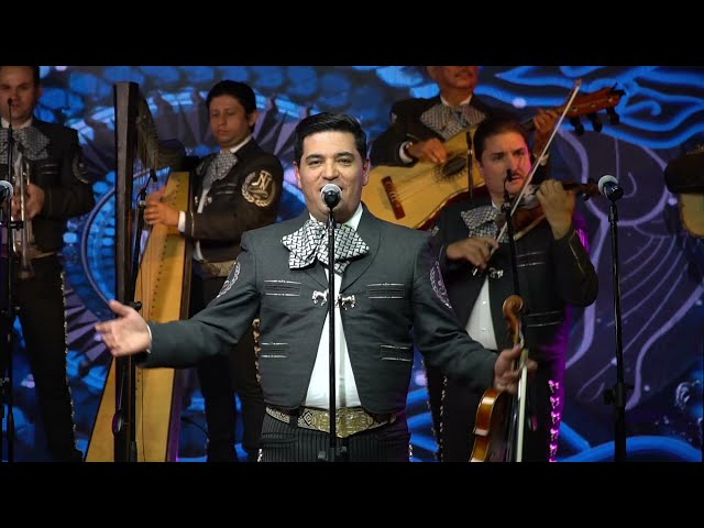 MARIACHI NUEVO TECALITLÁN / CIELITO LINDO class=