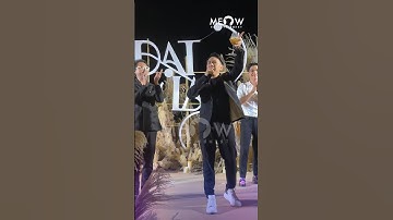 Hiếm lắm mới thấy Anh Đức náo nhiệt, cụng ly với Hứa Minh Đạt - Mạc Văn Khoa thân thiết đến vậy