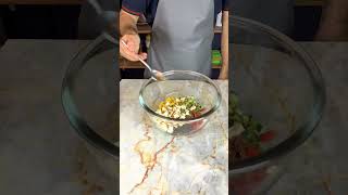 سلطة صحية وجدا لذيلة #cooking #trending #trendingshorts #ترند #shortvideo #tiktok #طبخ