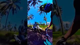 Jalannya rusak, kayak omongannya tetangga 😁🤭 #mtb #insta360 #polygo #gowes #mtbindonesia #mtblife
