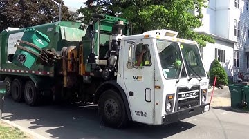 Waste Management 104787 ~ Mack LEU Labrie Automizer On Trash in Lynn