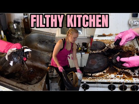 Deep cleaning SUPERMESSY home - AMAZING TRANSFORMATION 🤩