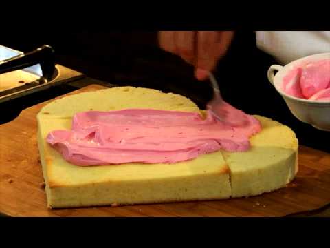 וִידֵאוֹ: איך מכינים עוגה בצורת חזה