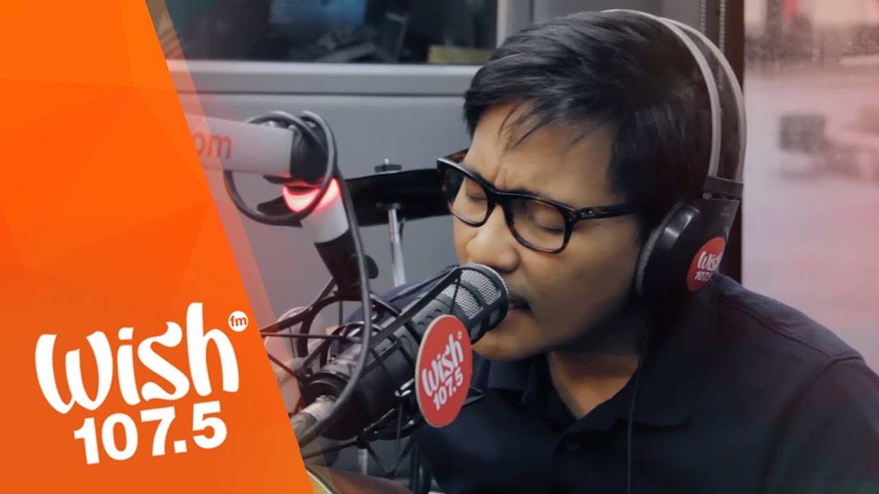 Ebe Dancel performs Bawat Daan LIVE on Wish 1075 Bus