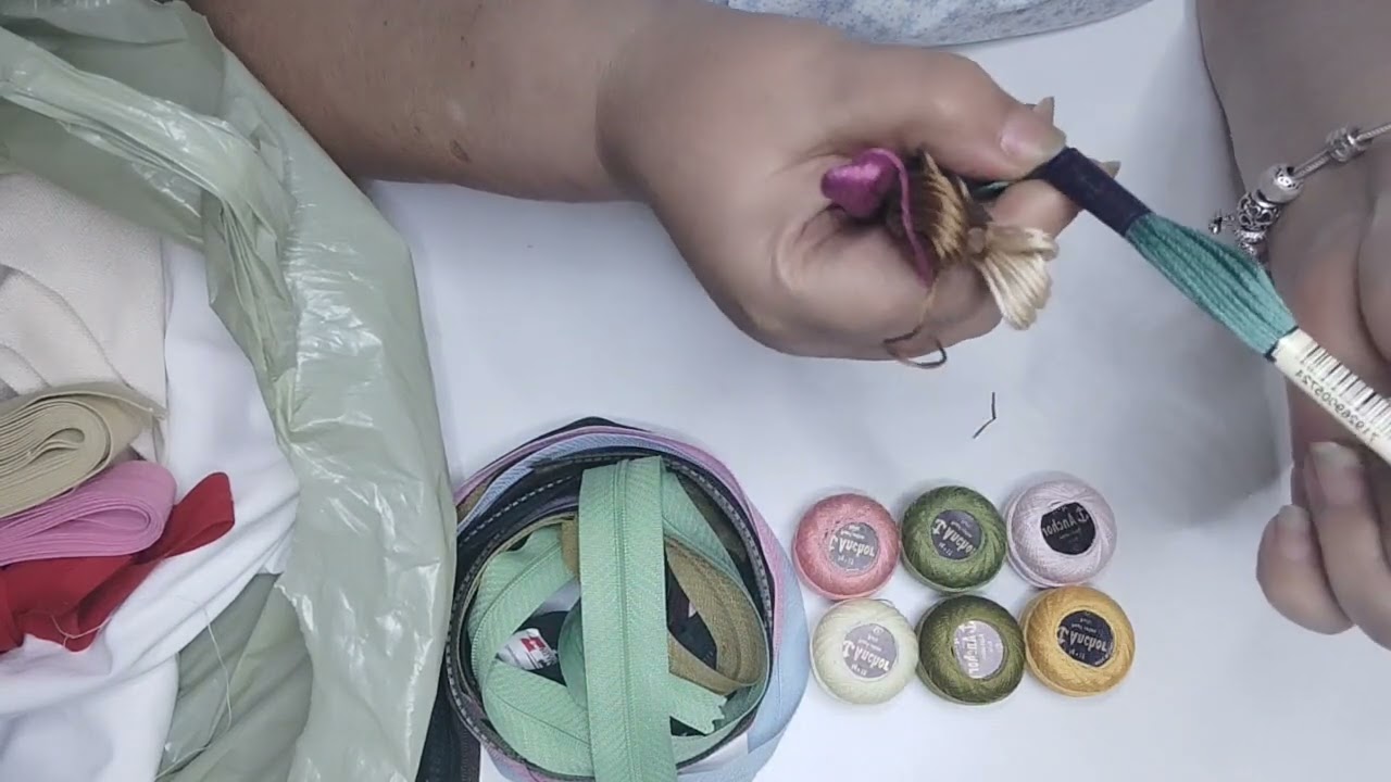 accesorios de costura en el mercadillo