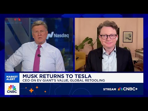 Robotaxis could be a game changer for Tesla if Elon Musk can pull it off: WSJ's Tim Higgins Episode cover