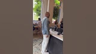 Kenny Lattimore SURPRISE FLASHMOB of new song 'NEVER KNEW' at Hilltop Coffee   Kitchen  💯