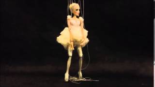 Dolly&#39;s Lament - marionette performance