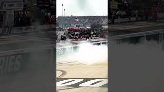 Sliding in with the burnout #nascar Resimi