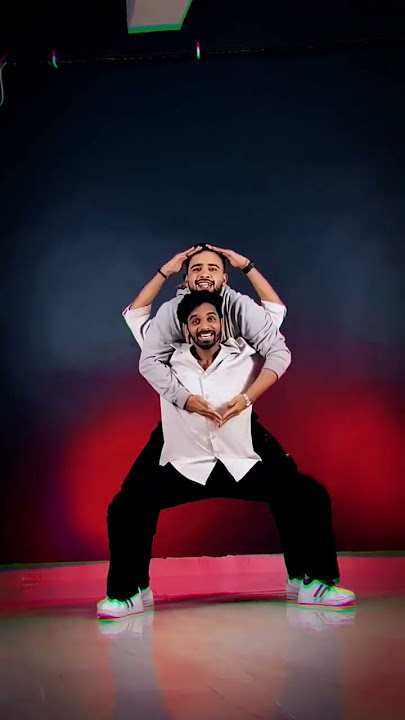 Paidal chal raha hun gadi #short #dance #ytshorts #shortfeed song video😍❤