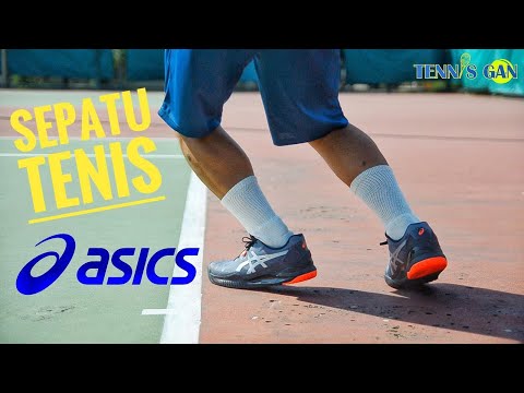 Video: Sepatu Tenis Terbaik Untuk Pergi Berlibur