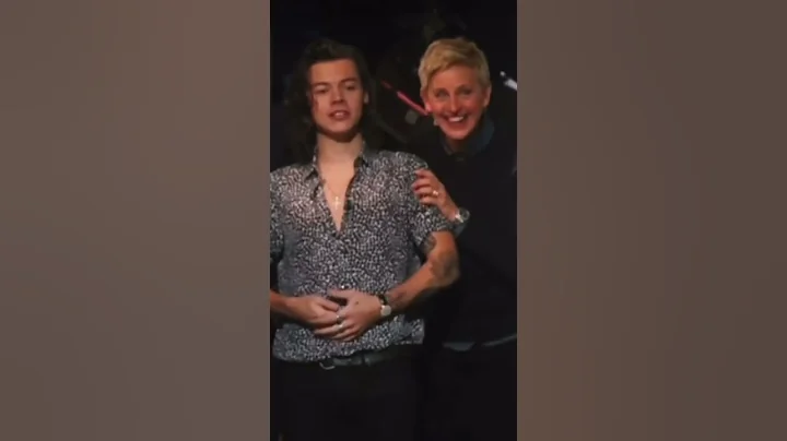 Oh Gosh Harry No!Haha Happy Birthday tho! #shorts #harrystyles #onedirection #harrystylesloveontour