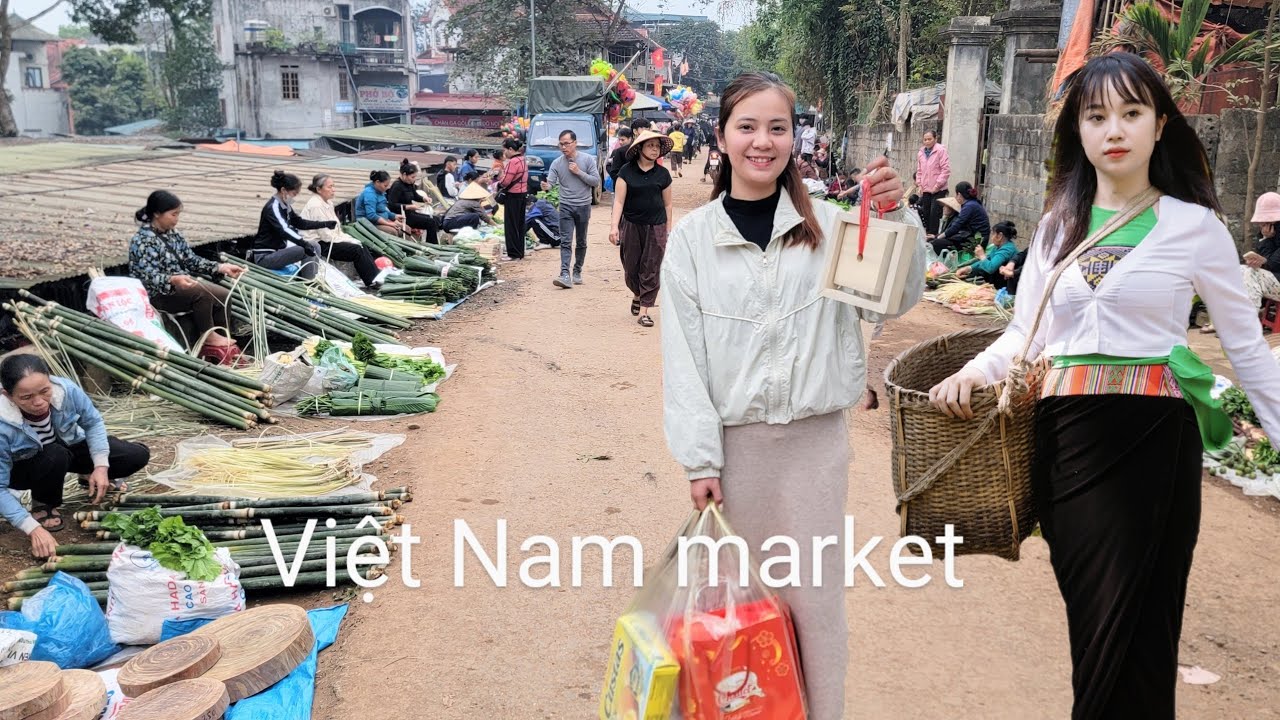 In Vietnam, people are shopping in preparation for the New Year 2026.