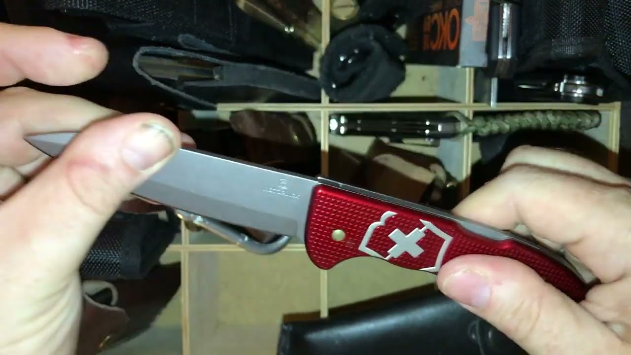 Ножемания. 45 минут ножей. Ещё одна полка закончившего ножемана. С чем ходить по Германии.